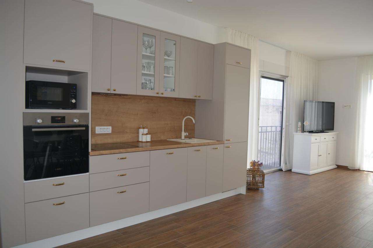 Apartments Antea Паг Экстерьер фото