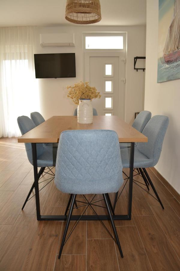 Apartments Antea Паг Экстерьер фото